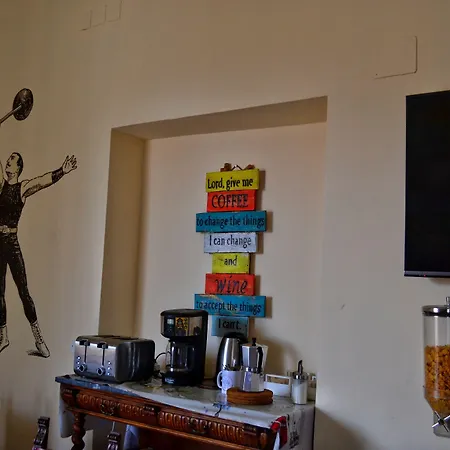 Victoria House Albergue *