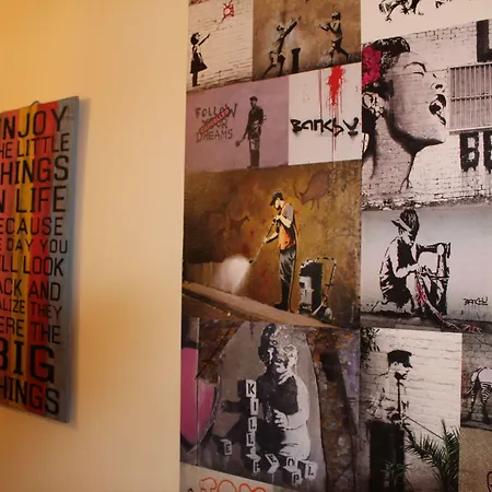 Victoria House * Cenova