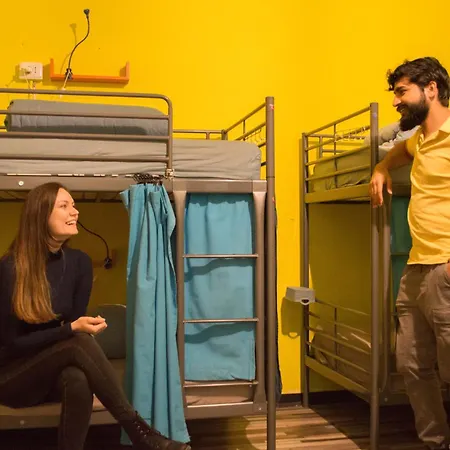 Victoria House Hostel