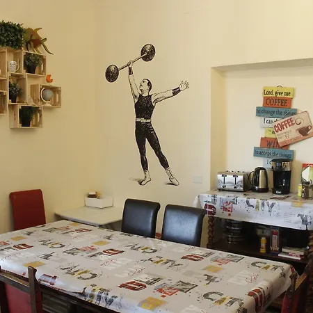 Victoria House Cenova