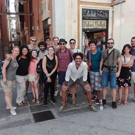 Victoria House * Cenova